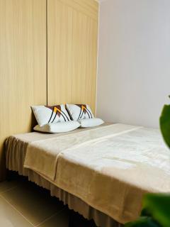 Cozy 1BR Condo at Grass Residences near SM North - Manila - 2