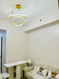 Cozy 1BR Condo at Grass Residences near SM North - Manila - 1