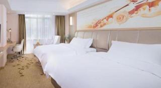 Vienna Hotel Guangxi Zhongshan Central Plaza West High-Speed Railway Station - Hezhou - 1