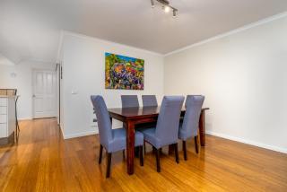 Spacious 2BR APT Panoramic Views Central Location - Hosted by CanStay - Narrabundah - 7