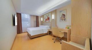 Vienna Hotel Zhengzhou Fengchan Road Fortune Plaza - Zhengzhou - 1