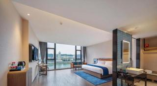 Echarm Hotel Zhangjiajie Tianmen Mountain High-speed Railway Station - Zhangjiajie - 4