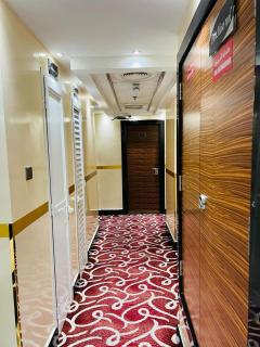 CREEK Hotel - Sharjah - 3