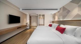 Borrman Hotel Guilin Two Rivers and Four Lakes Beiji Plaza - Guilin - 9