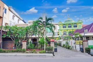 Hotel O Palembang near Taman Kambang Iwak Besak formerly Hotel Graha Bukit - Palembang - 8