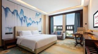 Ramada by Wyndham Wuhan Dongxihu - Wuhan - 2
