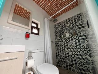 Antigua Central Casa or Loft King Beds Volcano View - Buen Rollo Escapes - Antigua Guatemala - 5