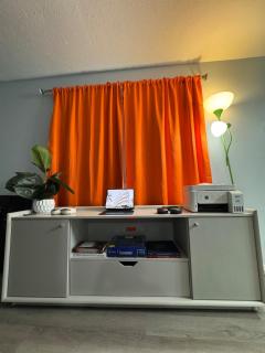 LUXURY 3BR Home Near IU & Downtown - 9