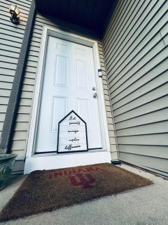 LUXURY 3BR Home Near IU & Downtown - 4