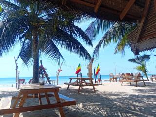 Happy Beach hotel nilaveli - Nilaveli - 6