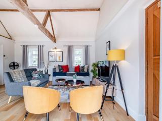 The Pool House - Uk49372 - Send - 6