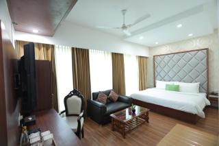 Aliste Millennium City Center - Gurgaon - 6