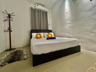 Entire 33 Cozy House • 3 Bedroom @ Alma Bukit Mertajam - Bukit Mertajam - 4