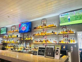 Kingsleys Hotel and Gastro Pub - Angeles - 4
