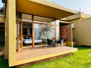 Neeli Betta Retreat - With Mountain view and Pool - Attigundi - 1