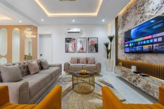 4BR Apt-Swimming-Pool-Gym-WiFi - Lekki - 7