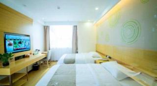 GreenTree Inn Zhangjiagang Yangshe Old Street Stadium - 1