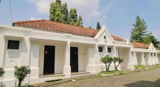Casa D' Ladera Hotel - Bandung - 1
