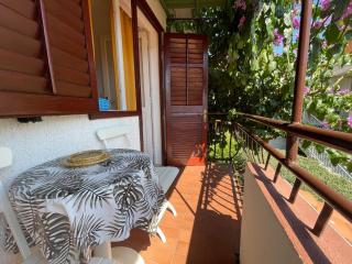 S3 - Double room with private bathroom next door in Jelsa on Hvar - Jelsa - 7