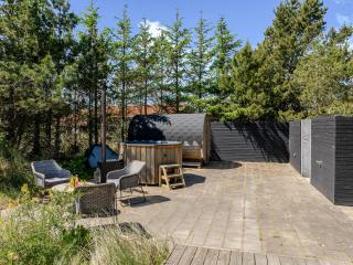 Lovely Holiday Home With Outdoor Sauna And Wilderness Bath, Close To Klitmøller Center And The North Sea, - Torsted - 9