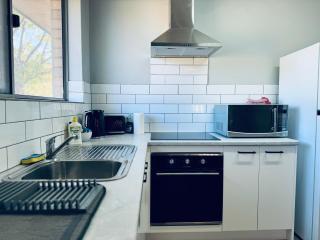 3 Bedroom House - Merredin - 2