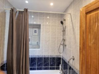Entire 3 bedroom home in Welling, London, UK - Plumstead - 3