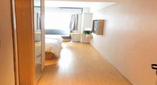 GreenTree Inn Lianyungang Suning Square Hualian Mantion Hotel - Lianyungang - 7