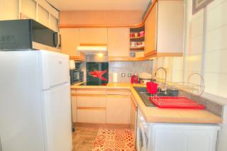 ALC - HV3 - 6 min Palais and Beaches - Cannes - 9