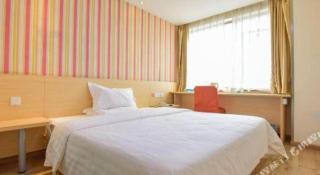 7 Days Inn Luzhou Longma Avenue District Government - Luzhou - 9