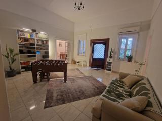 Wonderful Villa with Garden in Maadi Sarayat - Cairo - 2