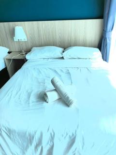 Almas Suites Puteri Harbour 1 Bedroom with Balcony by 9 Sands - - 2