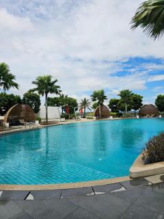 Almas Suites Puteri Harbour 1 Bedroom with Balcony by 9 Sands - - 4