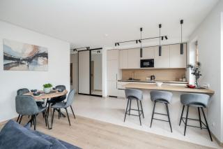 Central Location I Private Garage Parking & Easy Checkin I Cᴏʜᴏsᴛ - Vilnius - 2