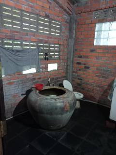 Battambang Family Riverside Homestay - - 8