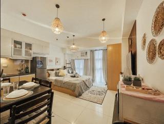 Studio Unit McKinleyHill near Venice Grand Canal - Manila - 0