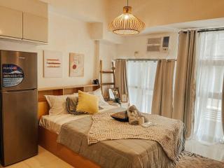 Studio Unit McKinleyHill near Venice Grand Canal - Manila - 5