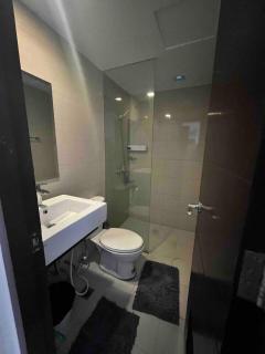 Studio Unit McKinleyHill near Venice Grand Canal - Manila - 4