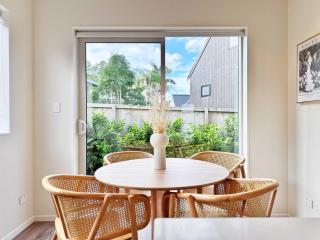 Torbay Family Oasis 3BR vs Backyard Near Beach - Auckland - 6