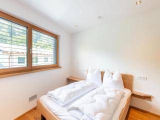 Apartment in Tyrol near Ski Slopes, cleaning included - - 9