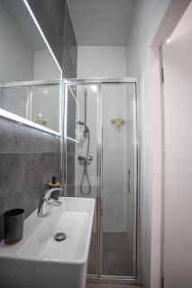 Elegant Central Suite - Zagreb - 5