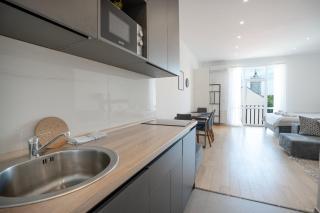 Elegant Central Suite - Zagreb - 8