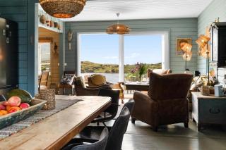 Villa Borgvåg - A unique Seafront Villa in the heart of Lofoten - Bøstad - 2