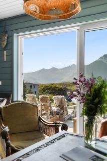 Villa Borgvåg - A unique Seafront Villa in the heart of Lofoten - Bøstad - 1