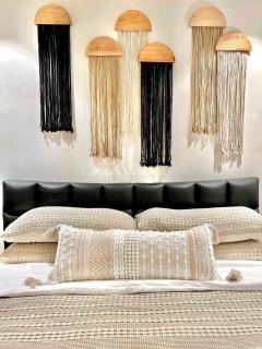 2BR CONDO Beach Residence - Maribago - 7