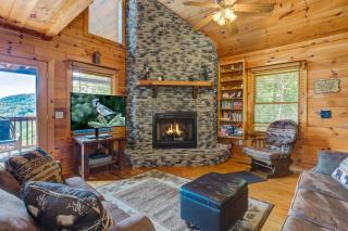 Secluded Soaks Fireside Sips Evening Smores Fun Games Relaxing Rockers - Sunrise Splendor - Mineral Bluff - 9