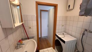 Zentrale 3 Zimmer Unterkunft mit Parkplatz - Neumünster - 7