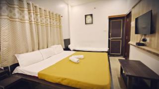 Bhavani cBhakt niwas - Tuljapur - 3