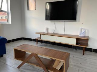 Lakefront Luxury Retreat Munyonyo - Kampala - 9