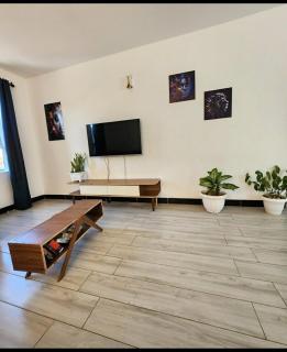 Lakefront Luxury Retreat Munyonyo - Kampala - 0