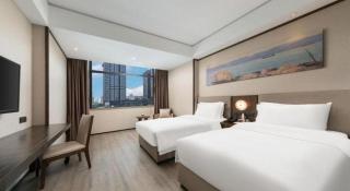 Zhuhai Starlight Hotel - Zhuhai - 1